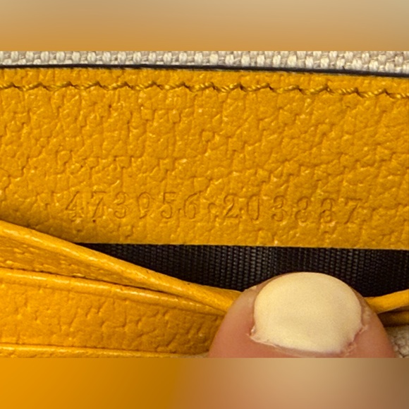 Gucci GG Supreme Monogram Neo Vintage Zip Wristlet Pouch Beige New Acero Crop - Picture 15 of 16